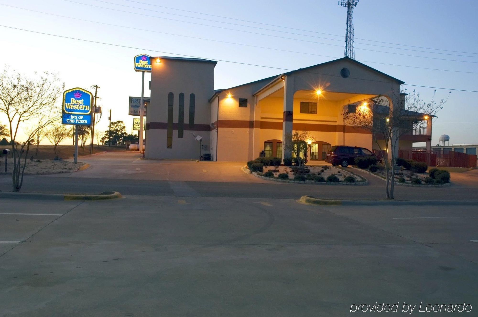 Super 8 By Wyndham Bastrop Tx Motel Bagian luar foto