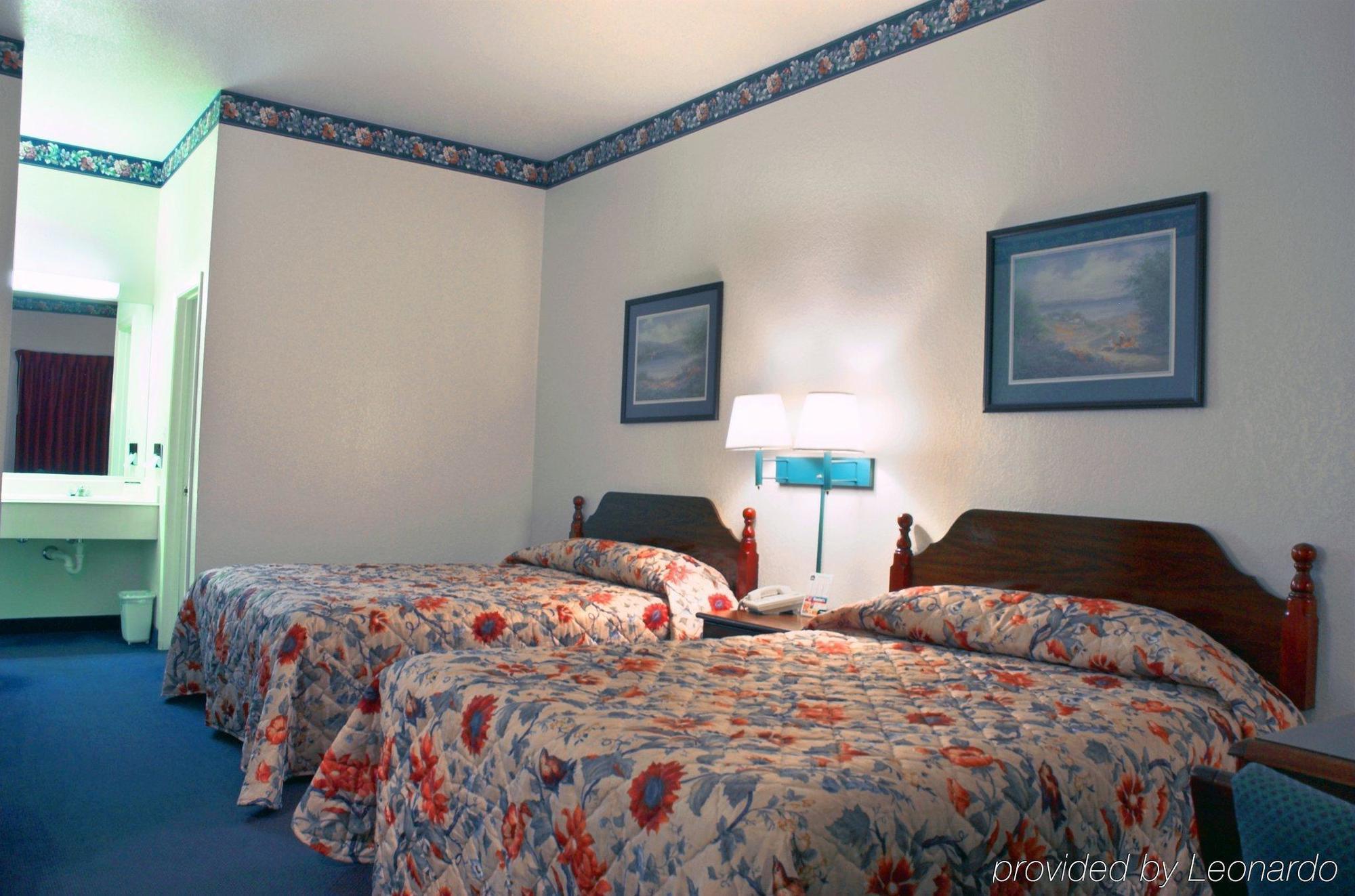 Super 8 By Wyndham Bastrop Tx Motel Bagian luar foto