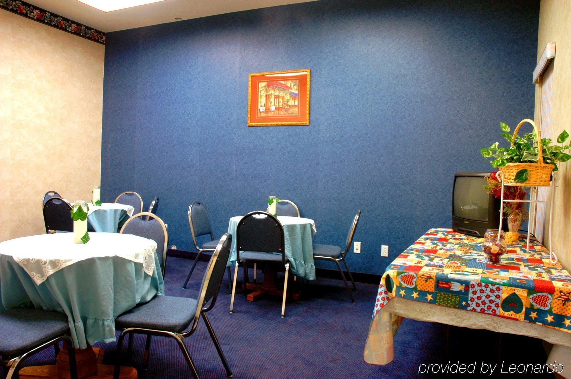 Super 8 By Wyndham Bastrop Tx Motel Bagian luar foto