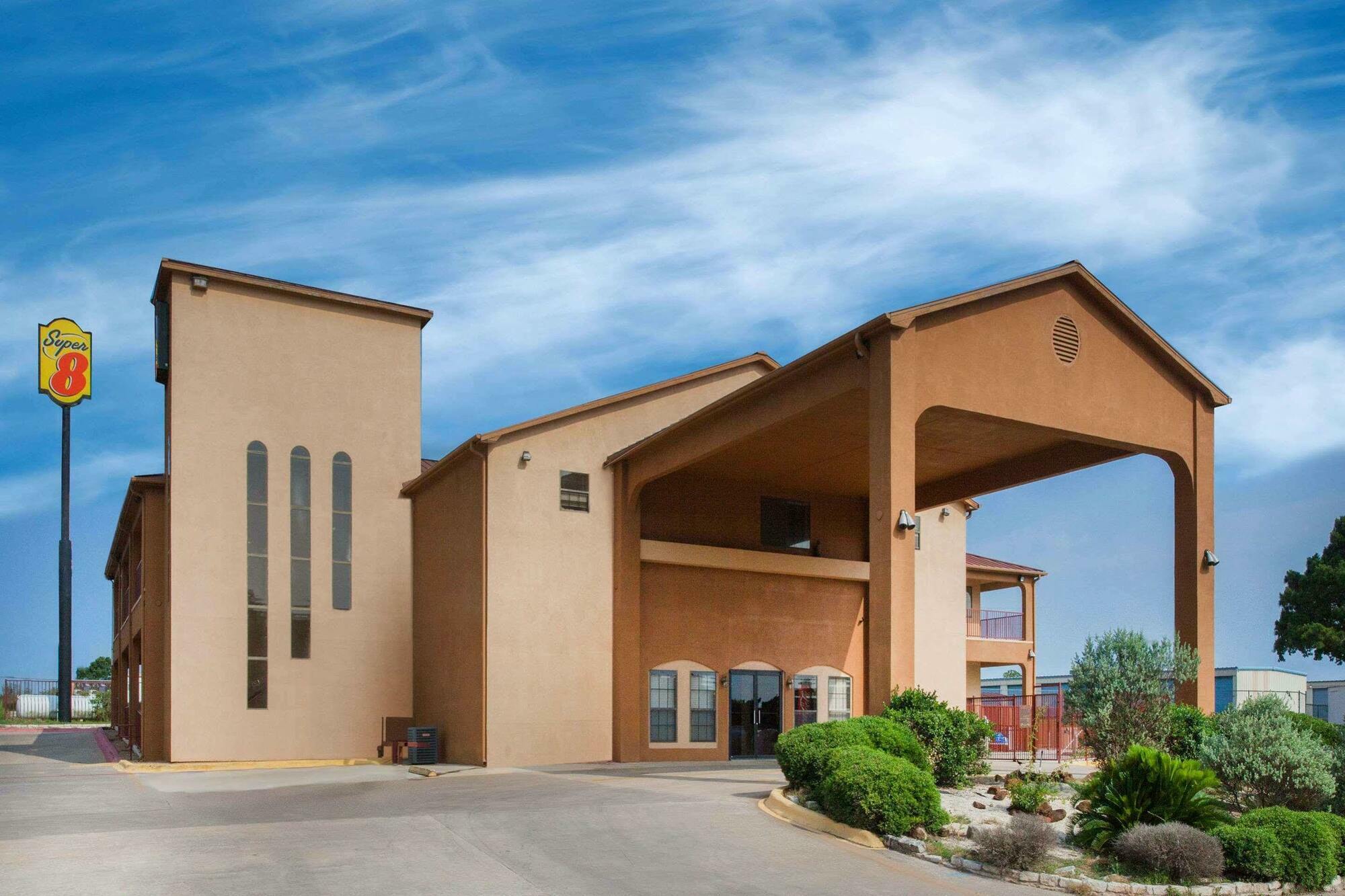 Super 8 By Wyndham Bastrop Tx Motel Bagian luar foto