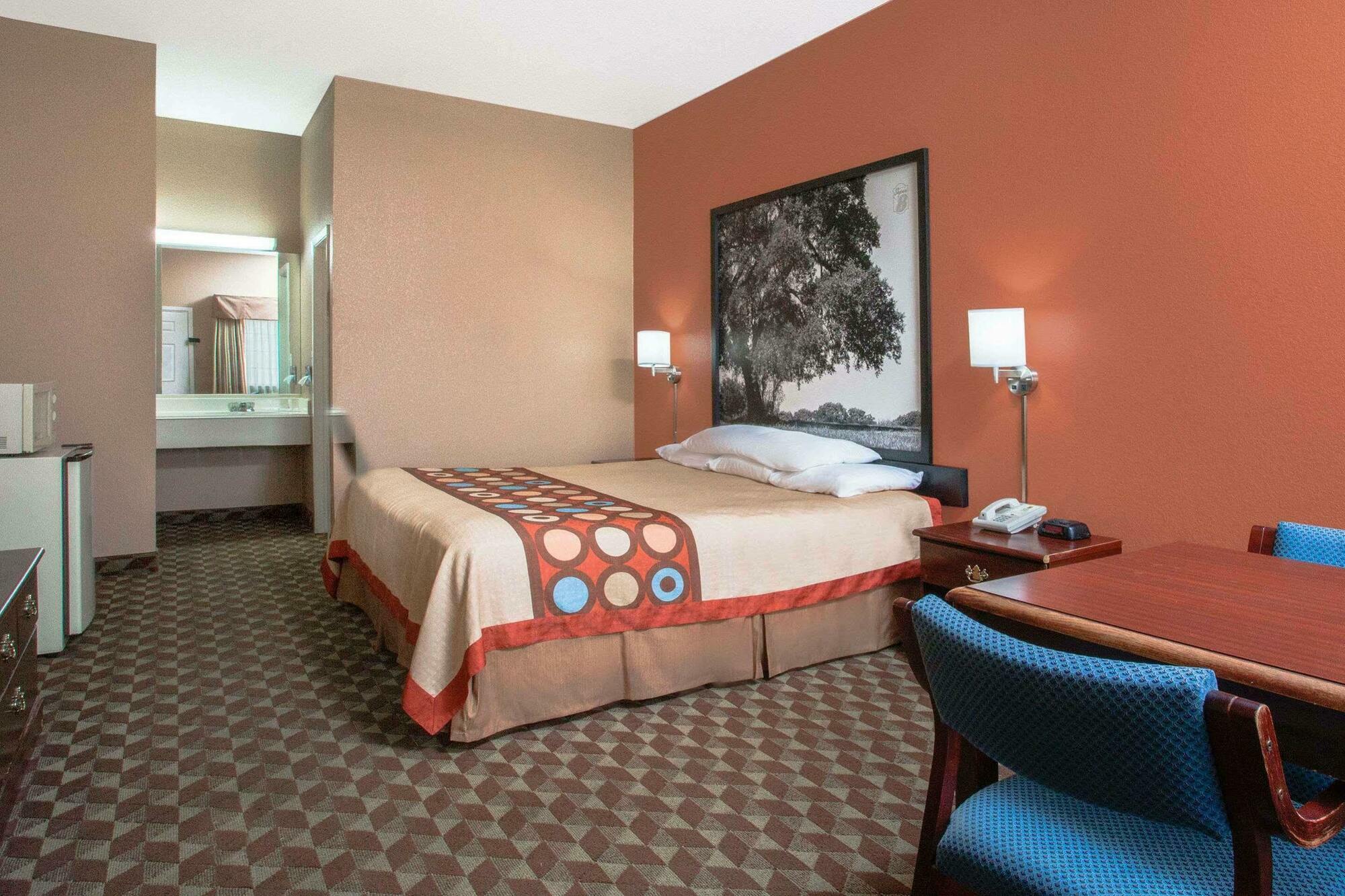 Super 8 By Wyndham Bastrop Tx Motel Bagian luar foto